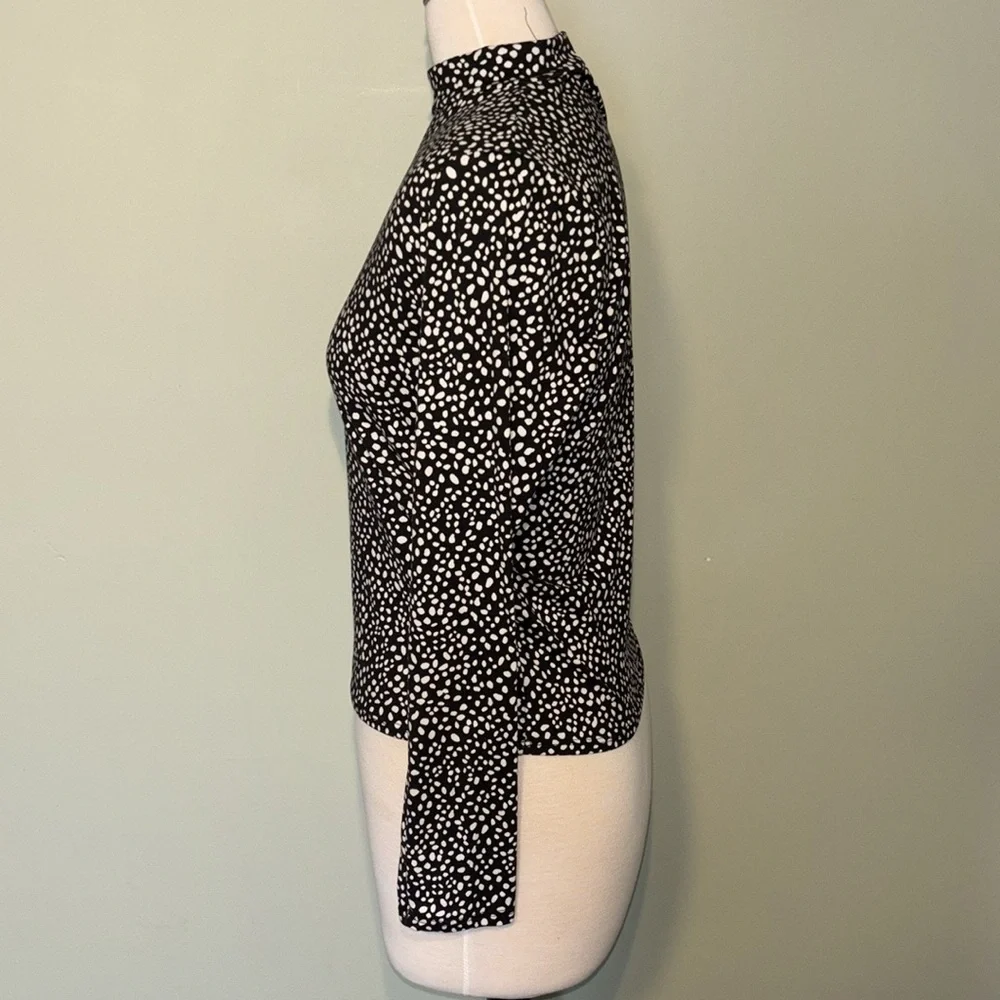 GAZE Black and White polka dots mini turtleneck long sleeve women’s size medium - Picture 3 of 7